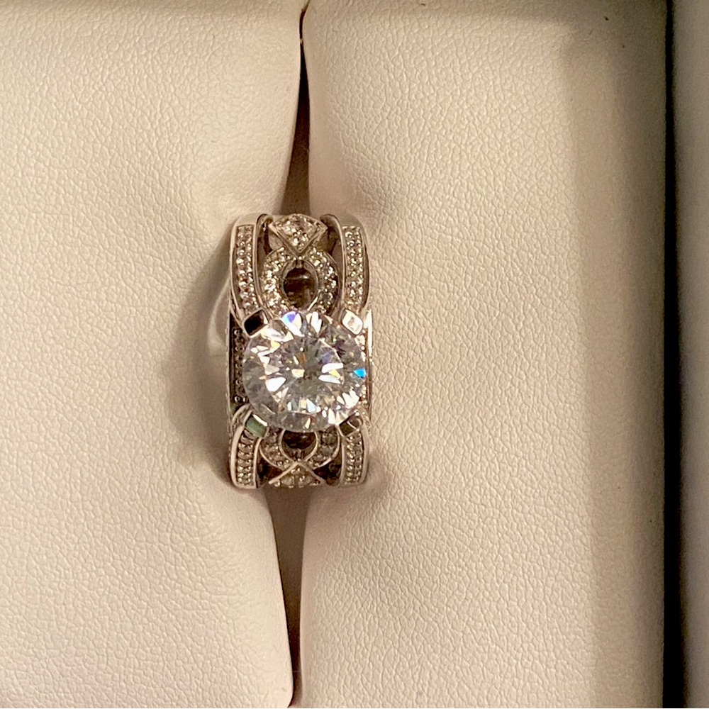Impressive CZ and 925 Sterling Silver statement ring
